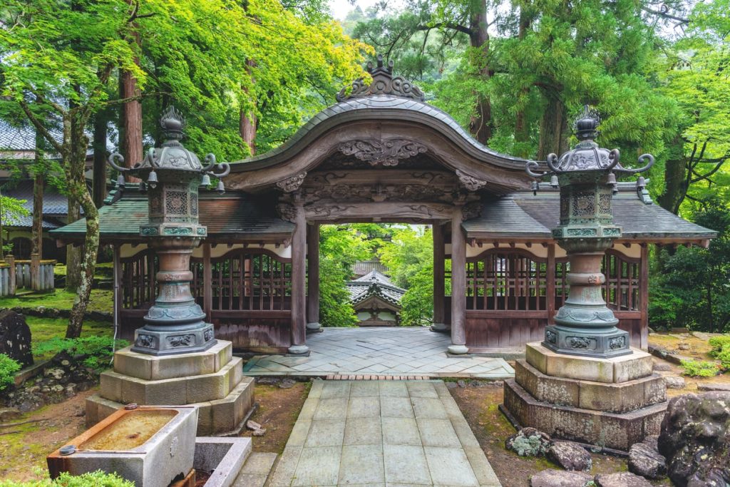 Eihei-ji là một trong hai ngôi chùa được Thiền sư Dogen